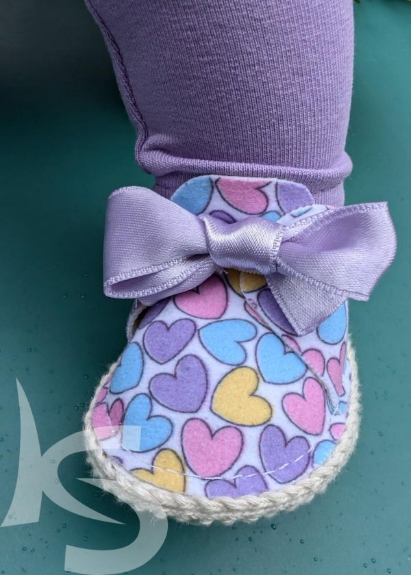 Srdíčkové botičky s ozdobnou mašlí pro Baby Annabelle